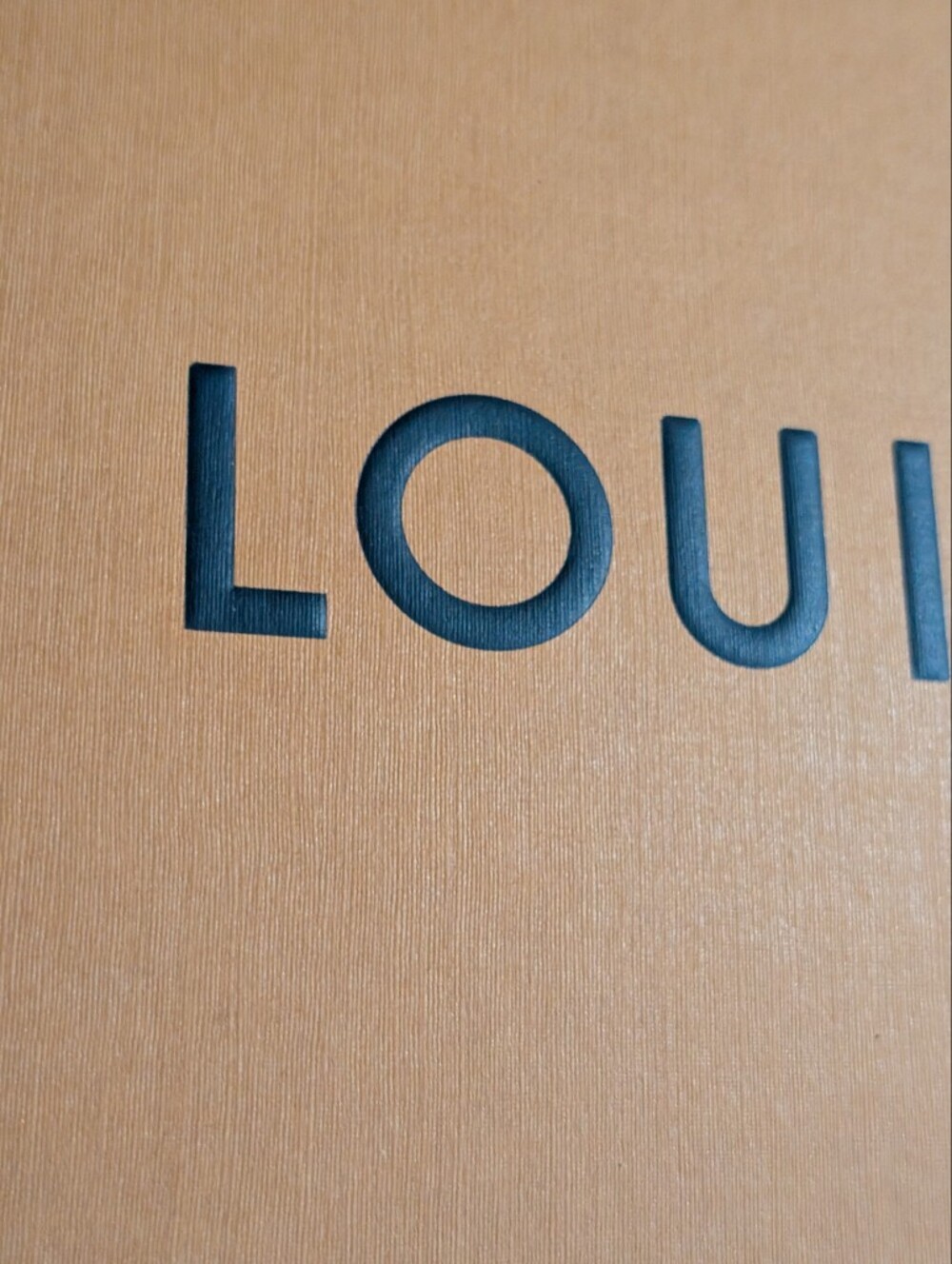 Louis Vuitton Large Box And Wrapping Ribbon ๐ - Picture 5 of 9